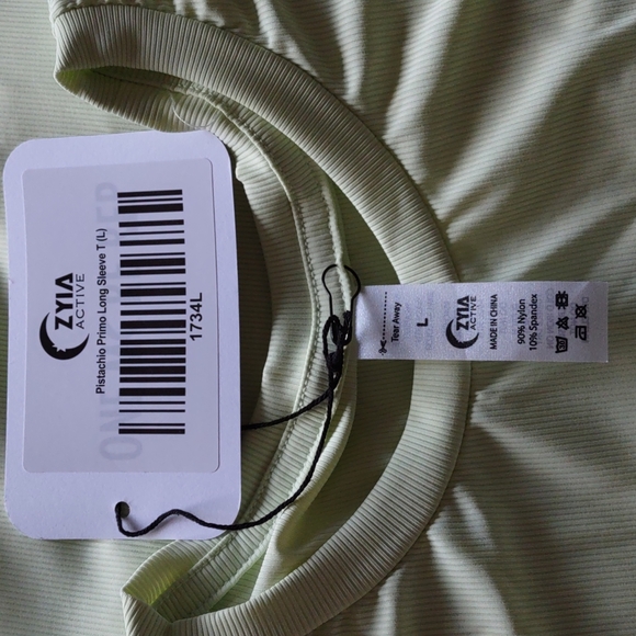 Long Sleeve Top - Picture 3 of 3